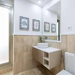 Elegant 3br Penthouse With Sea View Pool & Garden Torremolinos