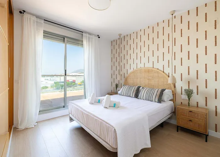 Apartamento Elegant 3br Penthouse With Sea View Pool & Garden