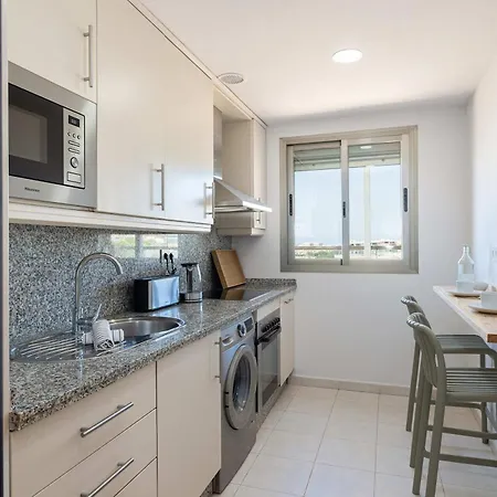 Elegant 3br Penthouse With Sea View Pool & Garden Torremolinos