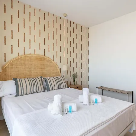 Elegant 3br Penthouse With Sea View Pool & Garden Apartment Torremolinos